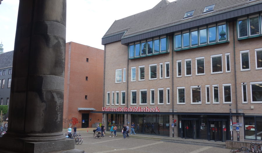 Foto van het RUG Academiegebouw de RUG Universiteitsbibliotheek aan het Broerplein